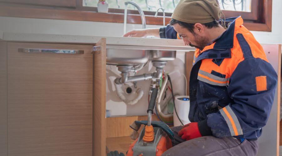 Professional septic tank pumping in Gilchrist, OR